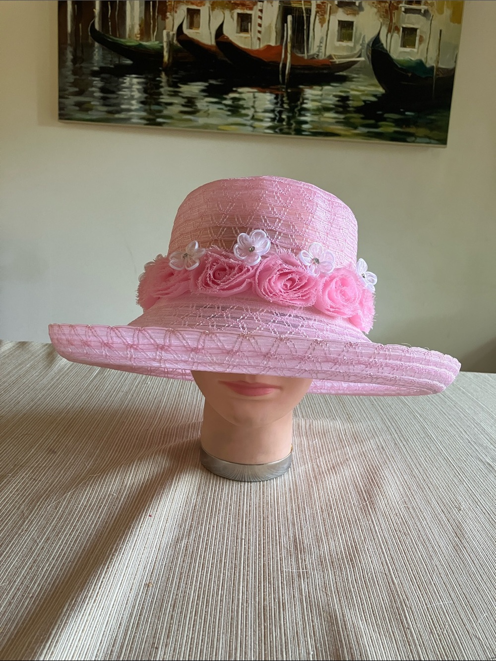 Chic Pink Floral Trim Wide-Brim Hat